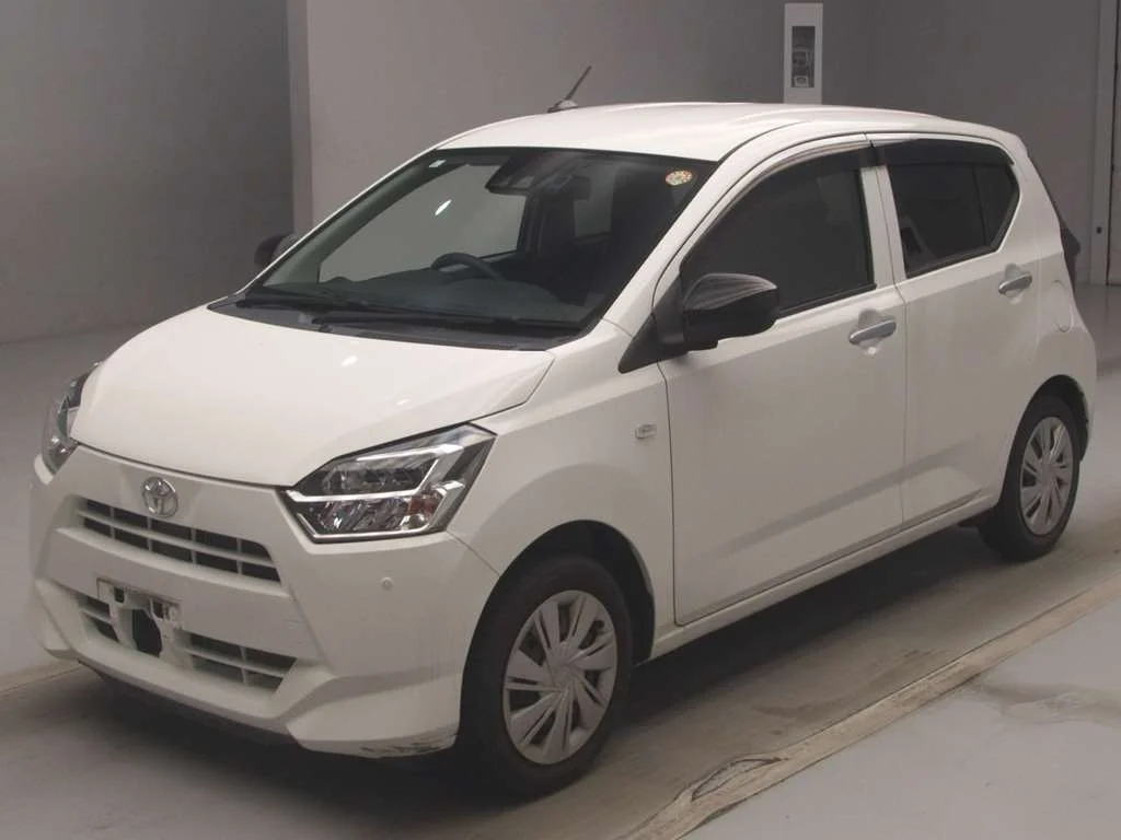 Toyota Pixis Epoch LA350A 2021